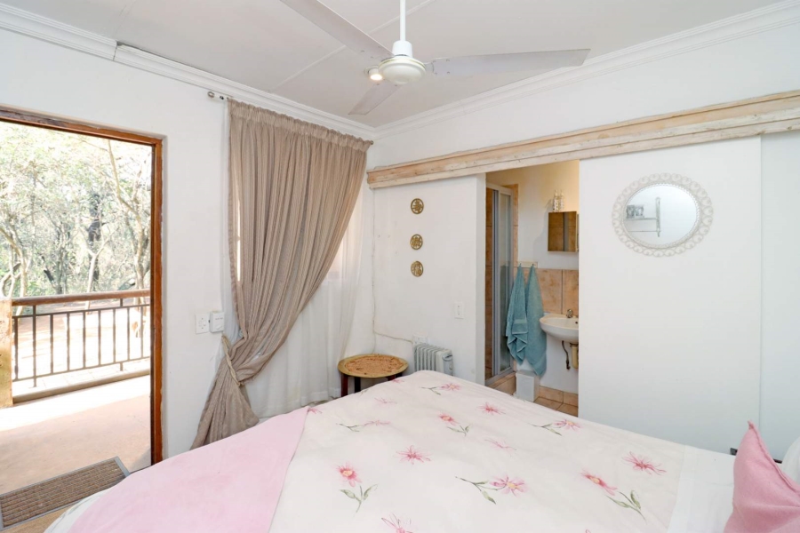 4 Bedroom Property for Sale in Hartbeespoort North West